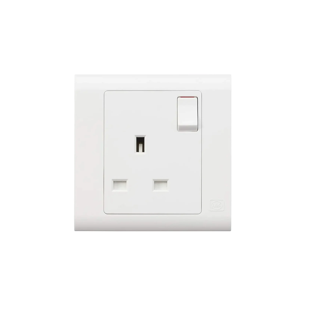 mk-essentials-13a-1-gang-single-pole-switched-socket